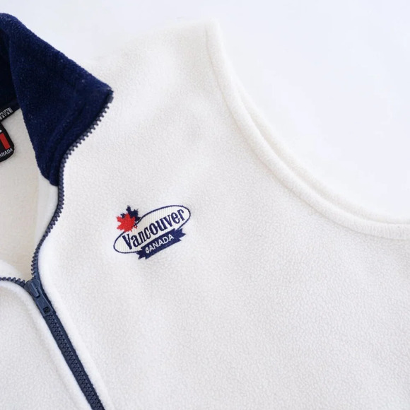 90S Teepee Blue And White Embroidered Vancouver Canada Zip Up Fleece Vest Medium - Picture 7 of 9